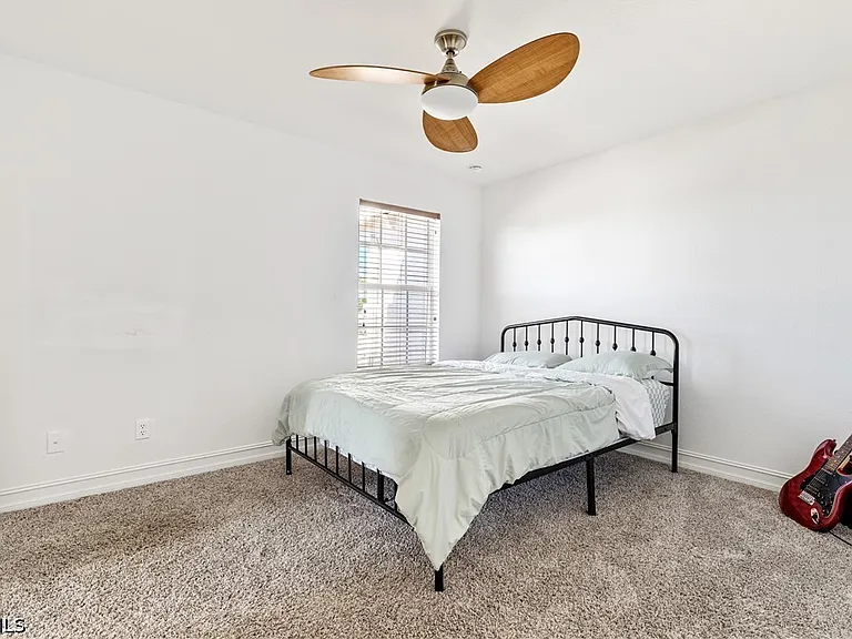 3101 SW 26th Pl — Photo 27