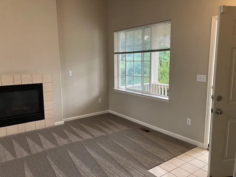 3529 Larkspur Dr — Photo 3