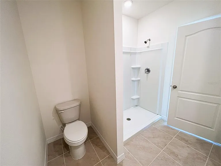2127 Desert Rose Dr — Photo 12