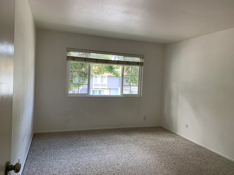 3111 Zuni Way — Photo 10