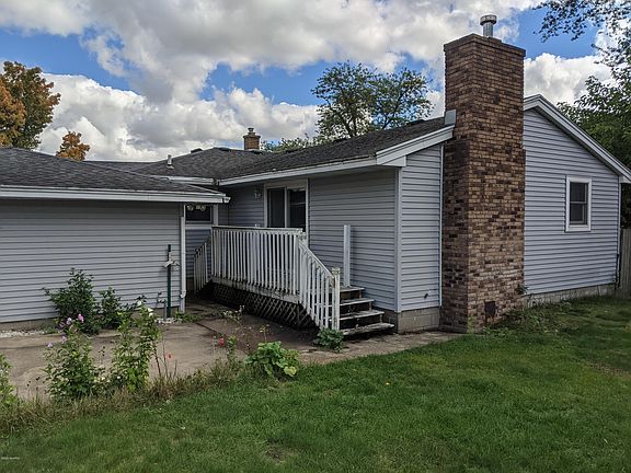 3rd image of 1937 104th Ave