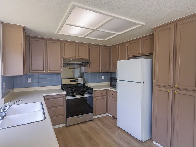 183 Creekside Cir — Photo 7