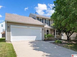 16320 Patrick Ave, Omaha, NE 68116