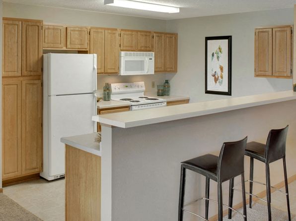 13600 Commerce Blvd APT 326