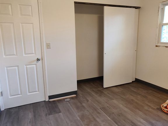 5th image of 1600 Dietrick St