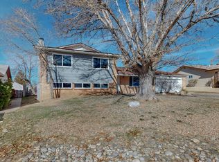 12205 Victoria Falls Dr NE, Albuquerque, NM 87111