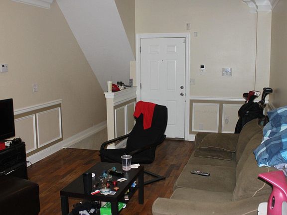 2nd image of 2312 N Broad St #2B