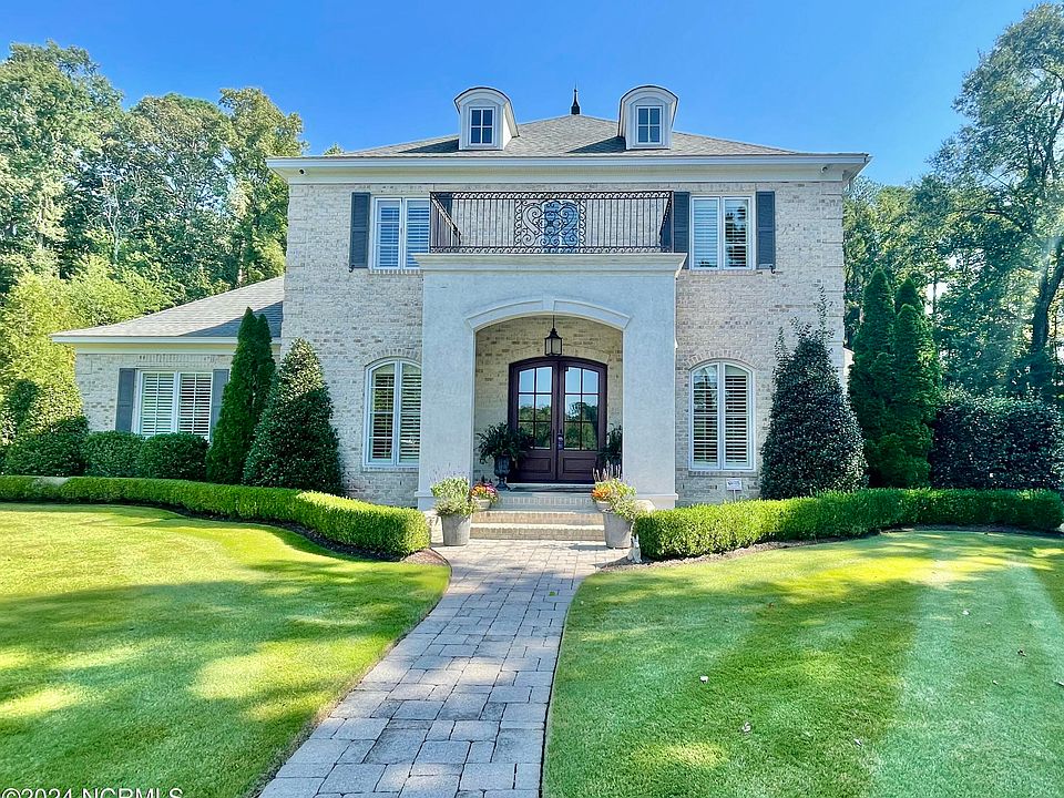 1st image of 625 Ontario Drive