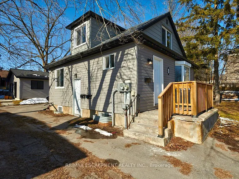210 Owen St #2 — Photo 1