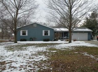 6787 E Cornelius Rd, Syracuse, IN 46567