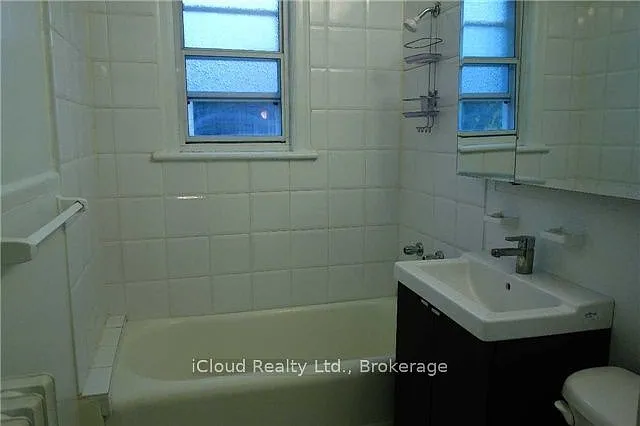 1162 Avenue Rd W #UPPER — Photo 7