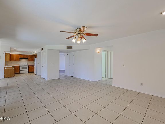 3rd image of 8649 W Cypress St