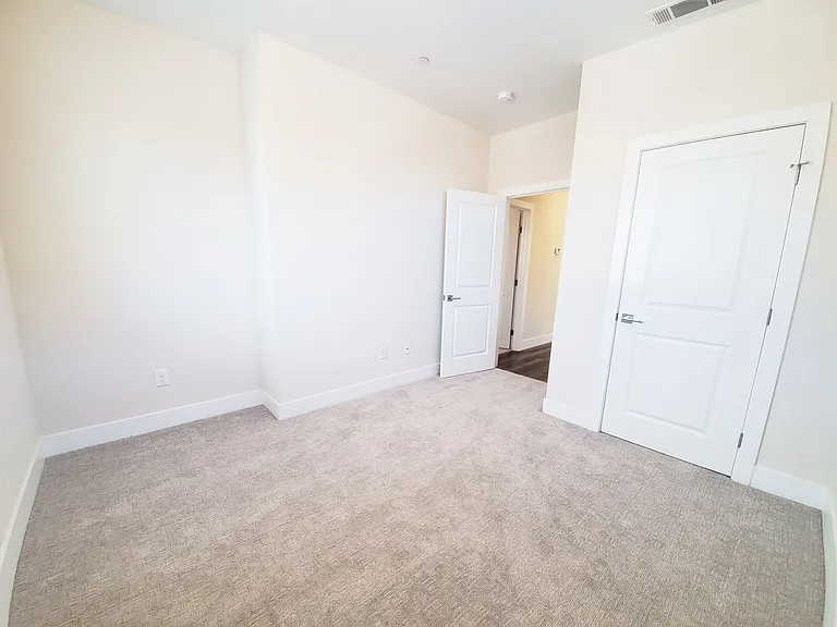 53 Rio Viale Ct — Photo 33