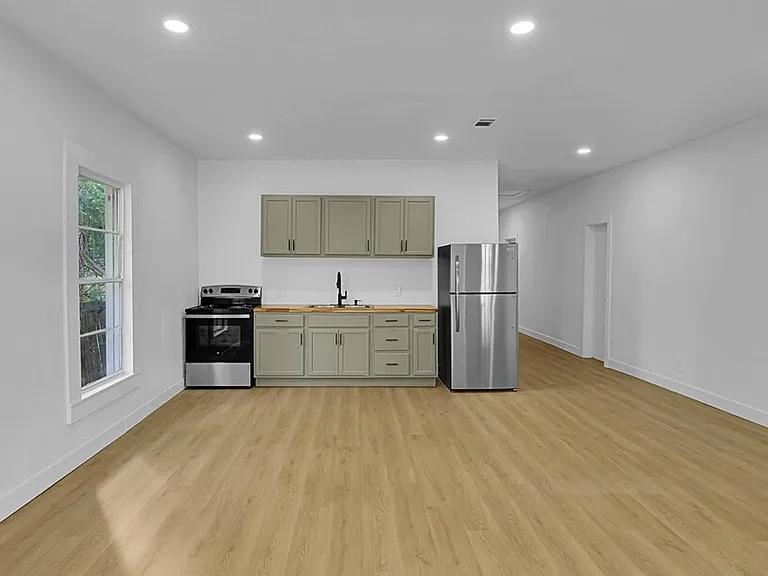 1606 N 9th St — Photo 3
