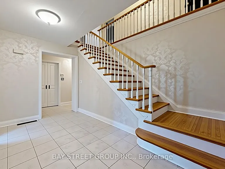 178 Breezy Pines Dr — Photo 2