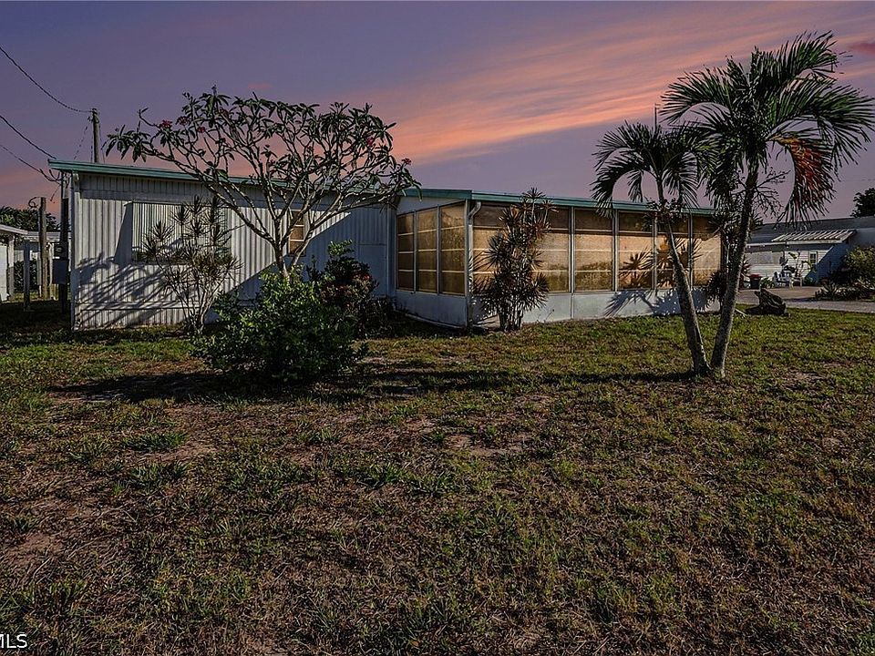 1st image of 4811 Flamingo Dr