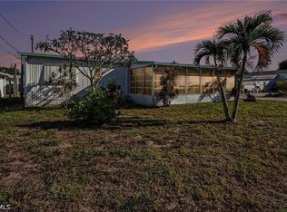 4811 Flamingo Dr, Saint James City, FL 33956
