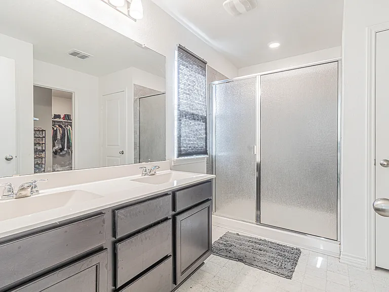 1518 Overlook Cv — Photo 15