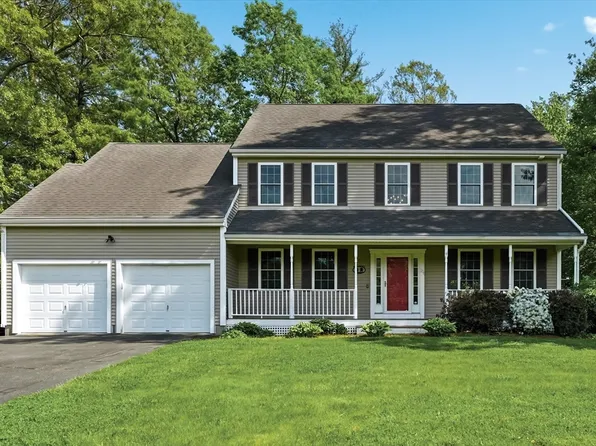 206 Washington St, Northbridge, MA 01534