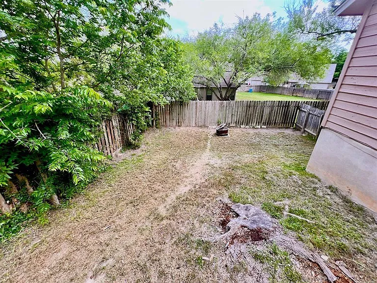367 Fantail Loop #B — Photo 19