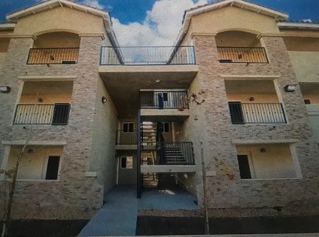Echo Apartments — Photo 2