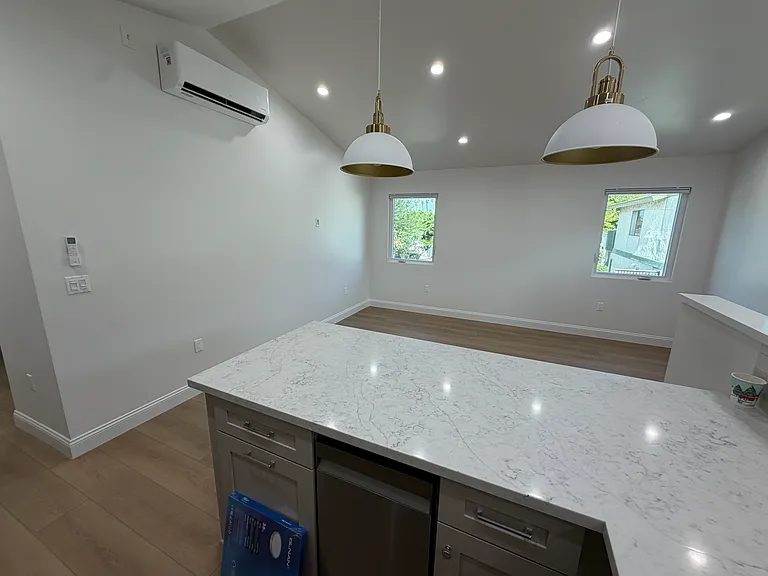 Air Conditioner in both great room and bedroom