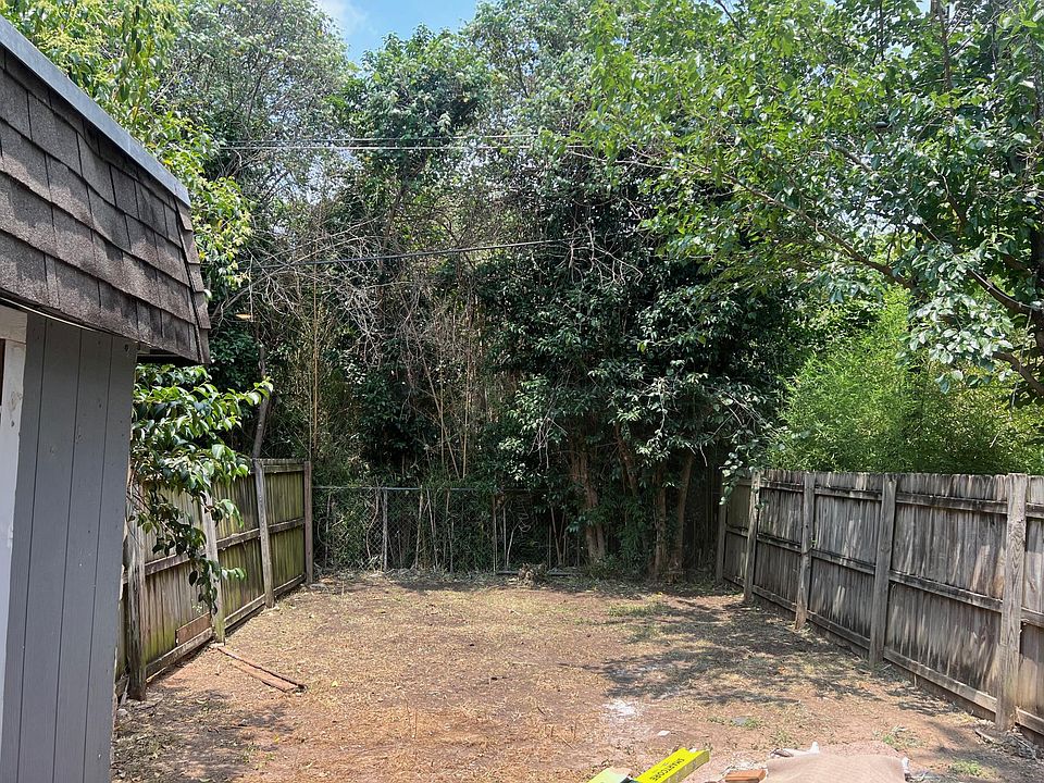 Backyard -- landscaping to come