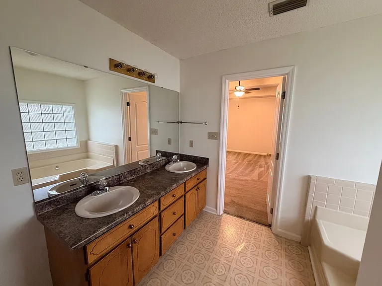 4109 Northlake Dr — Photo 21