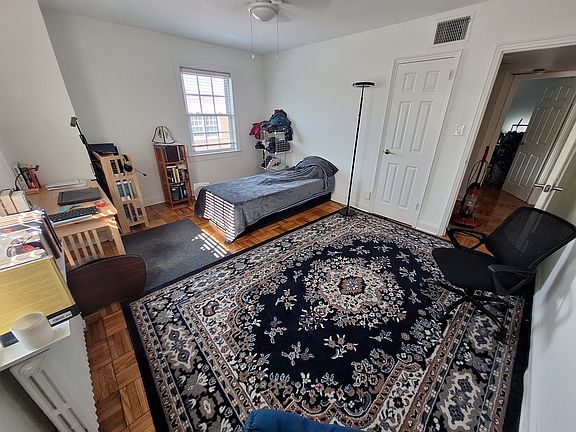 4th image of 3111 20th St N APT C743