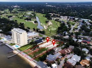 807 Bayshore Dr, Pensacola, FL 32507