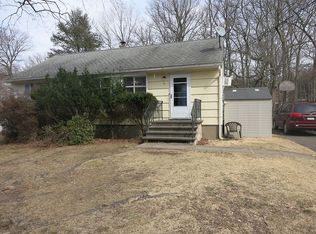 14 Cheryl St, Spring Valley, NY 10977