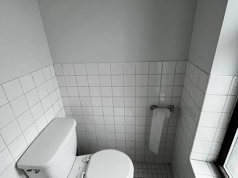 86 Kenmare St #29 — Photo 6