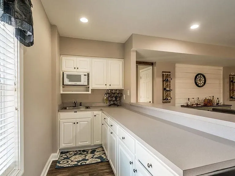 5012 Wolfpen Woods Dr — Photo 30