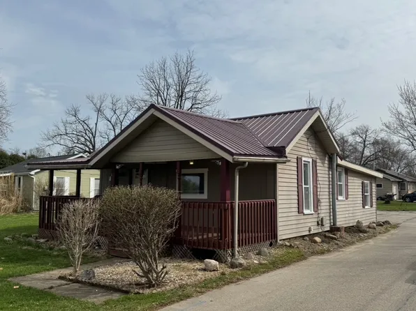 1014 N 5th St, Goshen, IN 46528