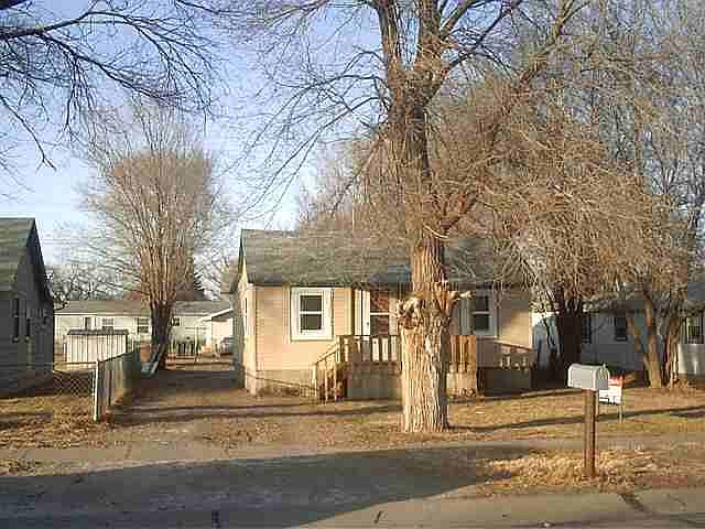 1st image of 1017 E 11th
