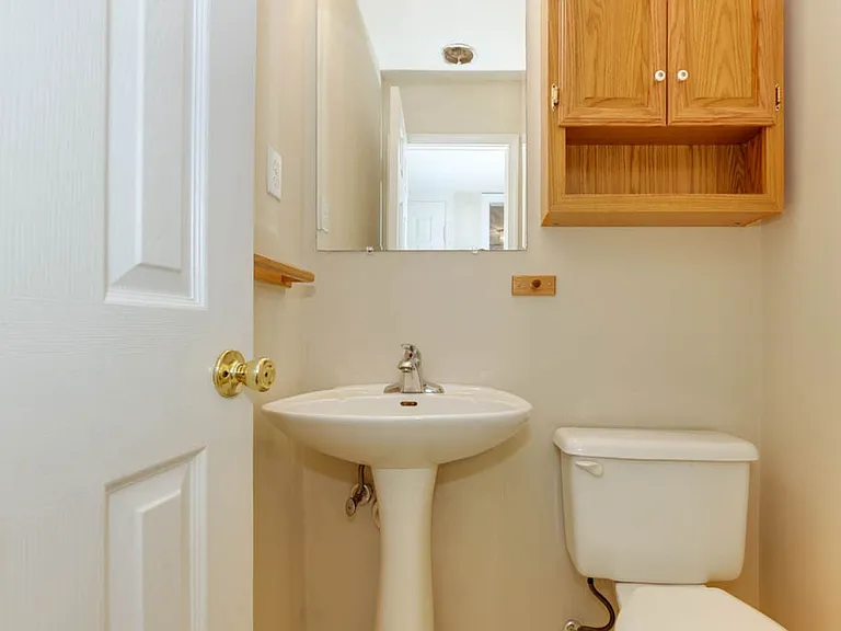 318 Powhatan Dr — Photo 32