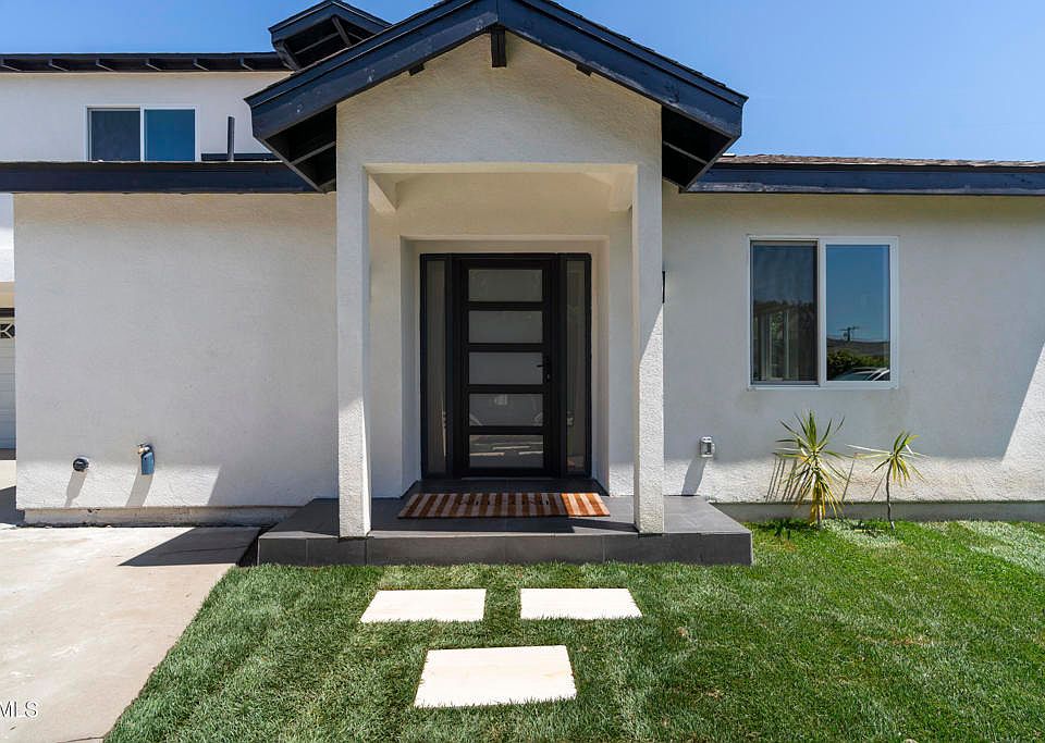 1st image of 2224 Hollis Ln