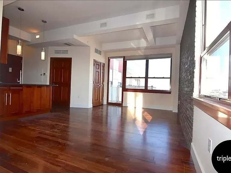 240 Meeker Ave #45 — Photo 2