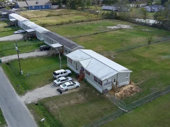 264 County Road 328 S, Cleveland, TX 77327