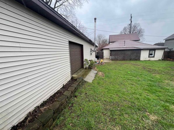 161 S Jackson St, Andrews, IN 46702