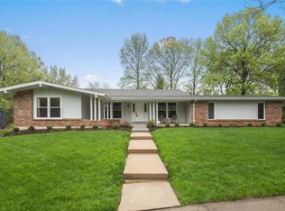 538 Rolling Glen Ln, Ballwin, MO 63011