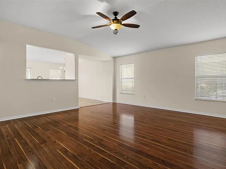 3132 Kearns Rd — Photo 7