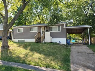 8932 Spur Ln, Saint Louis, MO 63121