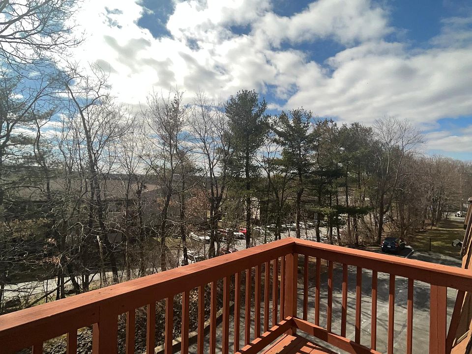 1st image of 57 Richard Ct