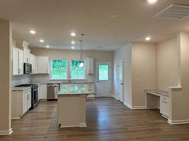 909 Falls Grove Trl — Photo 15