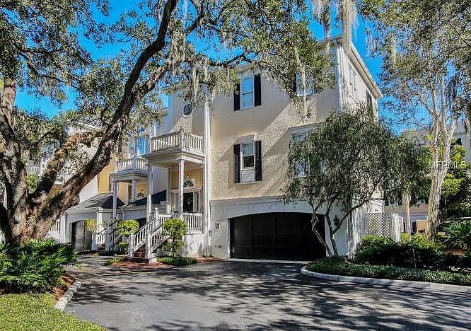 1st image of 6212 Bayshore Blvd APT D