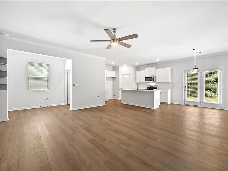 6710 Corryton St — Photo 5