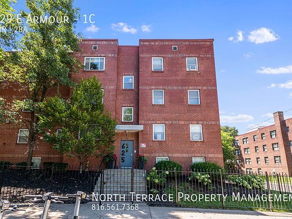 2nd image of 629 E Armour Blvd #1C