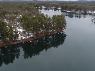 8 Davis Rd, Stow, MA 01775