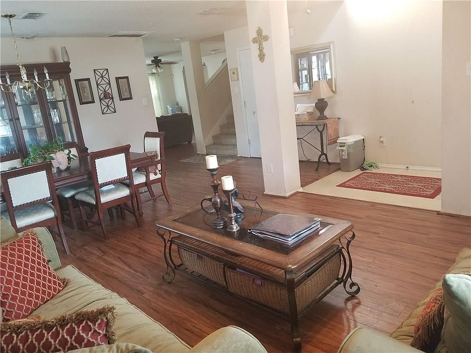 2nd image of 5562 Mandarin Way